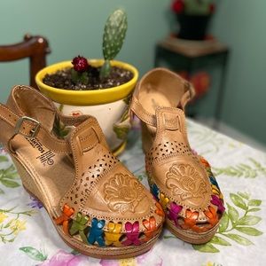 Mexican Brown w/ multicolor huaraches